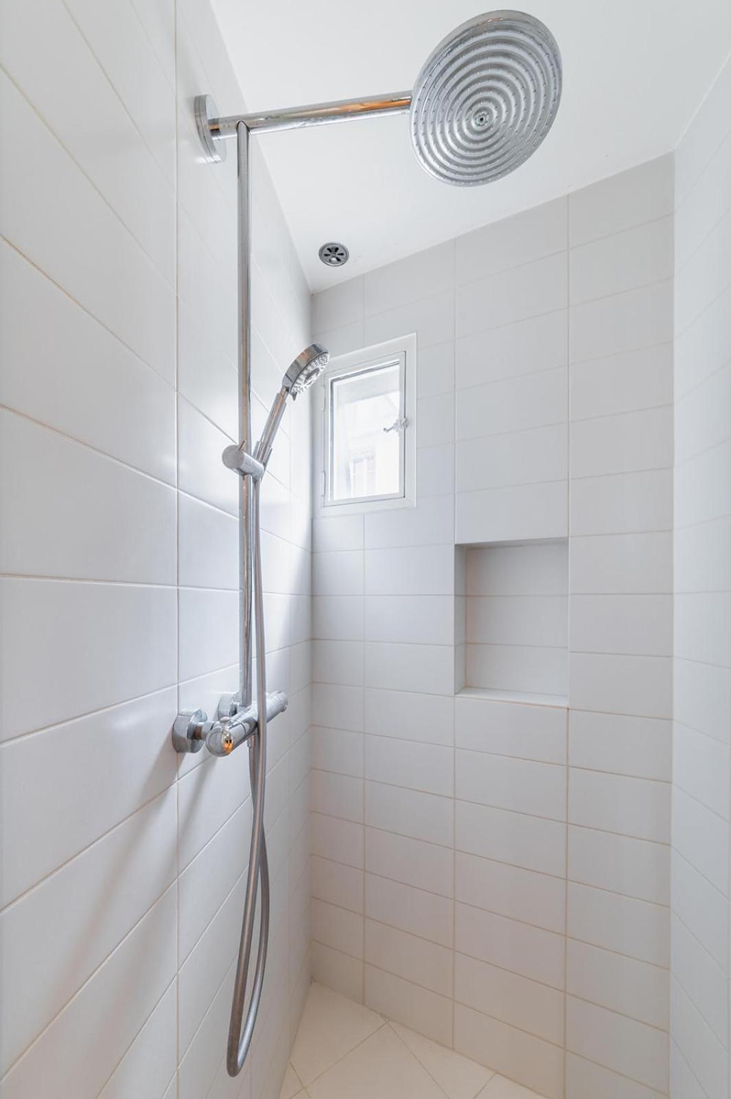 Duplex Au Calme Dans Le Quartier Latin Appartement *